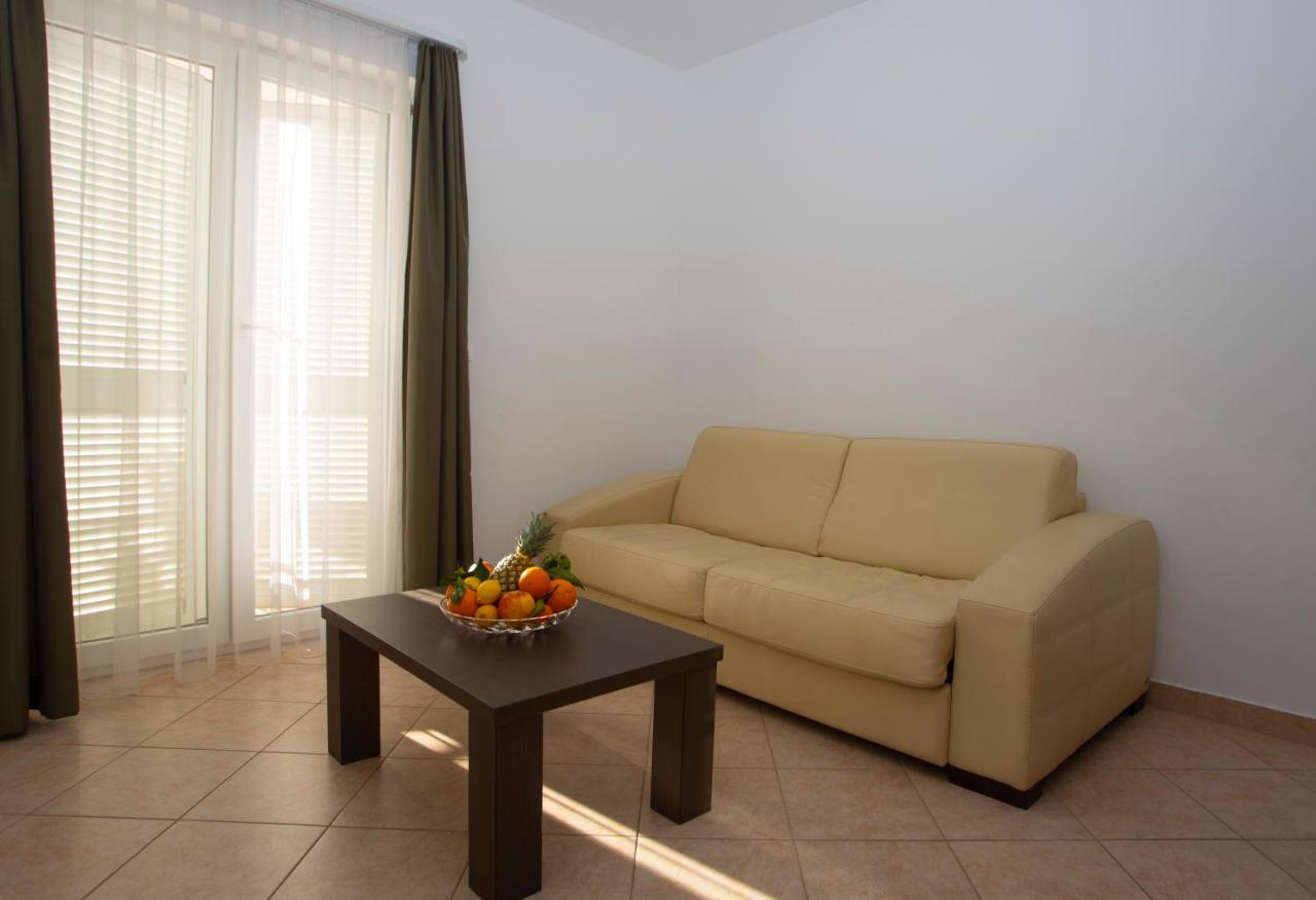 Apartment Domo Makarska Ngoại thất bức ảnh