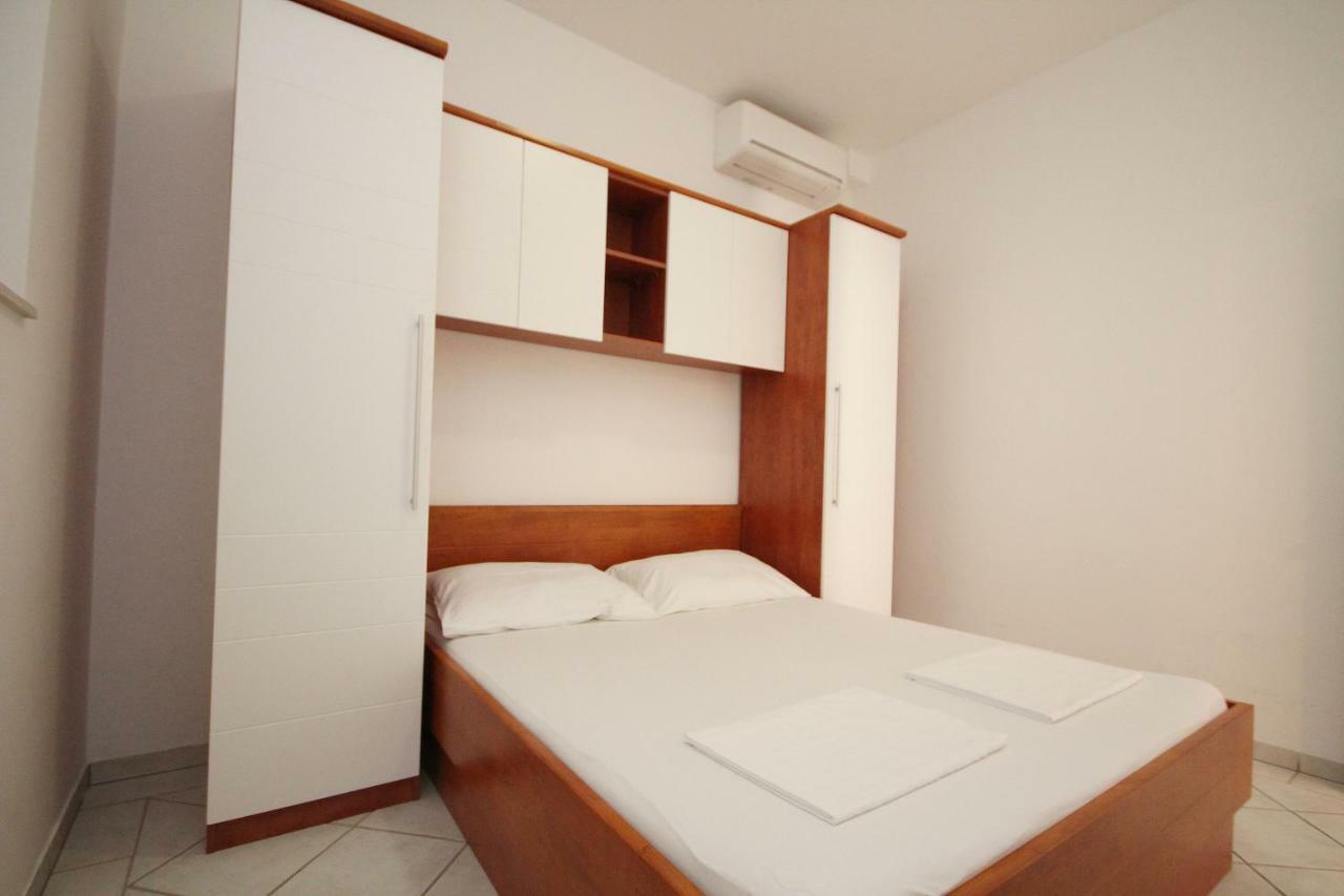 Apartment Domo Makarska Ngoại thất bức ảnh