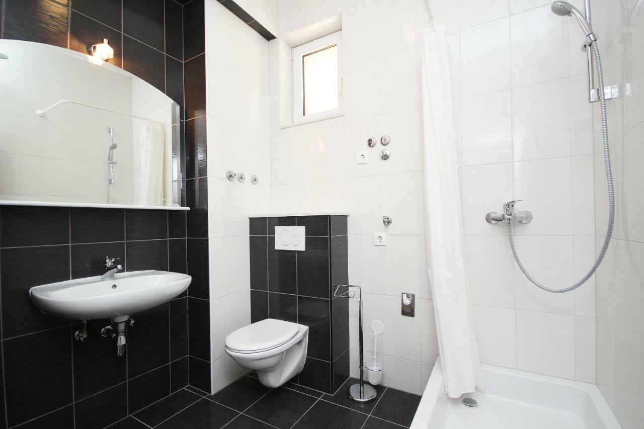 Apartment Domo Makarska Ngoại thất bức ảnh